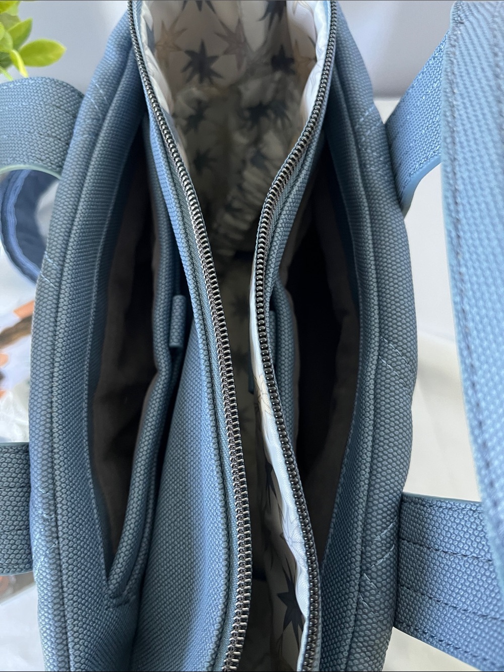LUG - Dory Matte Luxe VL Crossbody Bag in Blue Moon w/North Star Cream interior - Picture 7 of 8